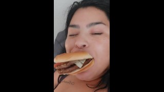 Bocadillo de hamburguesa de Ari