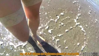nude stocking at the beach and wet nylon toes