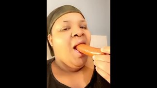 SSBBW 与香肠 3 级