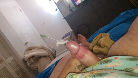 Quick self handjob with messy cumshot. A lot of cum