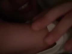【オナ電指示動画②】我慢出来たかな？真っ暗なベッド、自分の身体を焦らしな - Screenshot 6 of 16 - Onaden