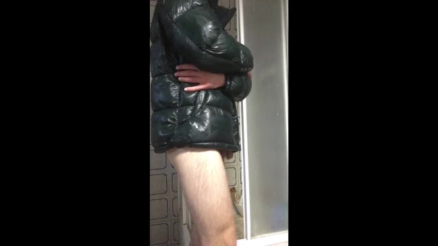 Down Suit Porn - Shower in down Jacket Dirty of Sperm, Lubrificant and Piss - Pornhub.com