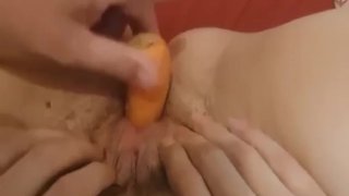 MILF GETS HER FIVE- A-DAY