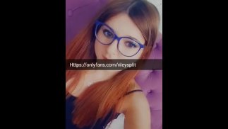 Симпатичный черный топ для маленьких и огромных сосков