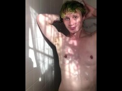 shower w me