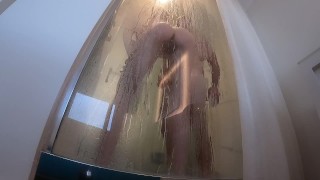 Ashely And Take A Shower