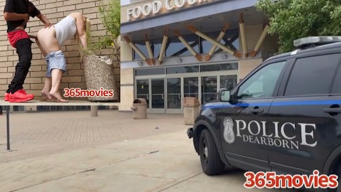 Great Steak Chef Serves Detroit Milf The Meats on Lunch Break Outside Mall on Camera near Police 