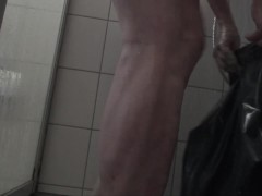 Get in zipperless Neckentry Catsuit under shower - Screenshot 3 of 16 - Rubber