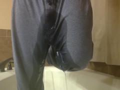 Pee compilation - Screenshot 4 of 16 - Piss