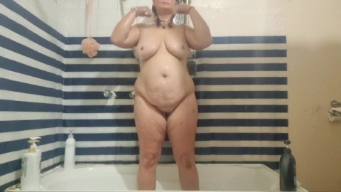 Plump princess bathing