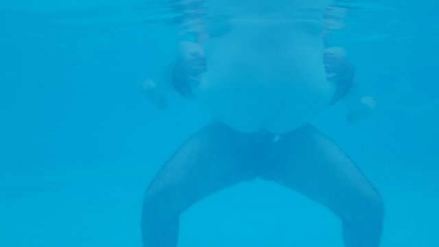 Sexy BBW wife gets creampied in pool