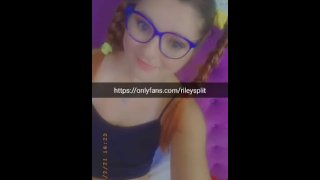 Glasses nerdy girlk with a big big clit looking for friends to play