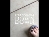@tici_feet | Wearing havaianas with dark toenails (preview)