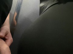 Я Насадил На Член Игривую Незнакомку С Огромным Задом В Черных Лосинах В Подъезде И Кончил Ей В Рот - Screenshot 1 of 16 - Outside Blowjob