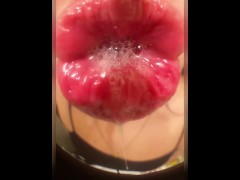 Sniffing Around  - Screenshot 10 of 16 - Spit