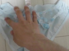 水色のパンティーに精液ぶっかけ！ - Screenshot 1 of 16 - Cum