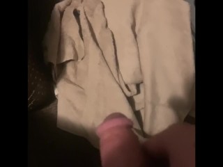 DADDYRevan pee all over room! BIG DICK PEE PISS SITH LORD
