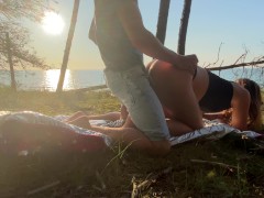 Сняла на отдых, поработала с киской и ртом - Screenshot 8 of 16 - Public Sex