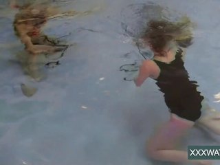 Super hot underwater_girls stripping_and masturbating