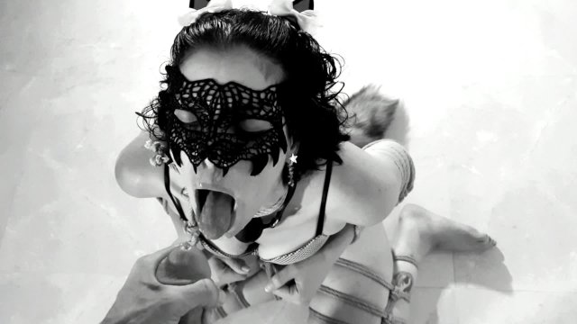 Watch Bondage Video:Time to feed the kitty with her favorite food - Tied up blowjob deepthroat with anal tail