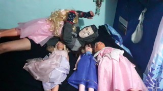 Orgie mit Disney-Prinzessinnen! // Teil 5 - Die Prinzessin in einem rosa Kleid ficken