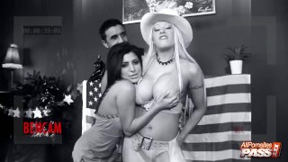 Sativa And Candy Shows Their Patriotism By Blowjobs 4k