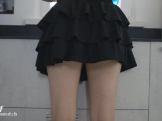 Farting while washing dishes