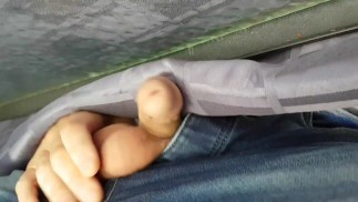 Лучший друг жены любит тайно играть с моим членом и яйцами - часть 1 из 2