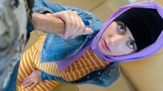 Hijab Hookup1-2022