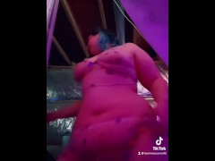 A little wiggle wiggle Bc I’m awkward selling content just message me 