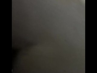 Mi amigo me folla sin piedad