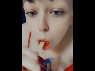 Lil_thickie Shows off her Cute little Mouth POV