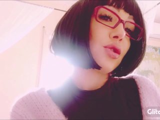 it's not easy totouch yourself with handcuffs