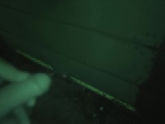 夜明け前に野外放尿 - Screenshot 15 of 16 - Midnight Prowl