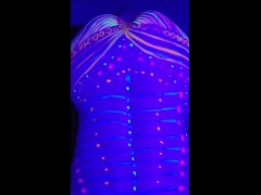 Black light paint 