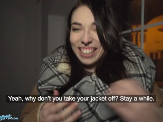 Public Agent Italian Giada SuicideIs On_Vacation and Needs the Cash