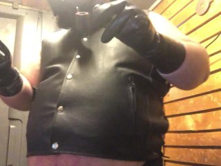 pipe rubbergloved leather belly clip