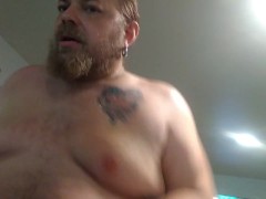 Hew Allens makes a sweat. 