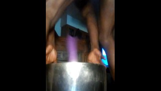 Pop dat ass on the pot