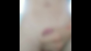 Massive ejaculation for women "Nah .. Uh ..." Cute boy Selfie masturbation