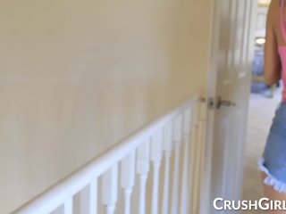 Kenzie and her realtor Diamond fuck the pool guy screenshot number 1