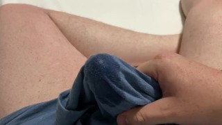 Grote cumshot in boxers