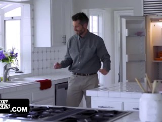 Tiny Babe Haley Spades Sneaks Into The Living Room And Takes Her Stepdaddys Huge_Cock Into Her_Mouth