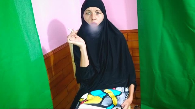 Afghanistan Burka Porn - Shameless Afghan Muslim Wife Smoking - Pornhub.com