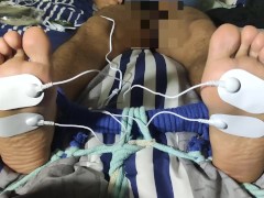 Male feet Torture - feet electric soles