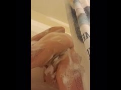 Shower  - Screenshot 14 of 16 - Mom
