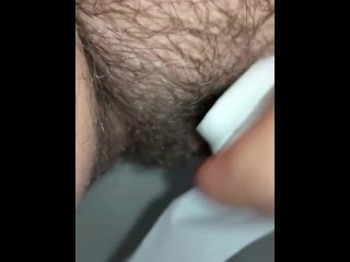 Hairy pussy pissing
