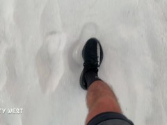 Русская шлюха согласилась на секс за деньги с незнакомцем в отеле - Screenshot 1 of 16 - Sex For Money