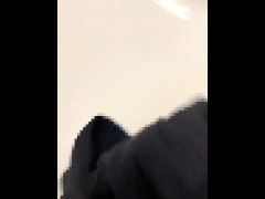 （射精）染み付きパンティーにシコって染みにぶっかけオナニー - Screenshot 7 of 16 - パンツ 染み