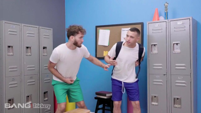 Trickery - Beautiful Jasmine Vega Fucks Her Spy In The Locker Room